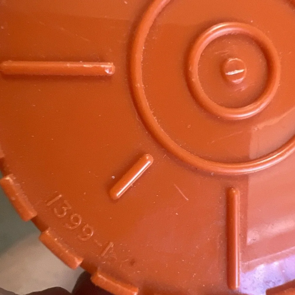Tupperware this vintage